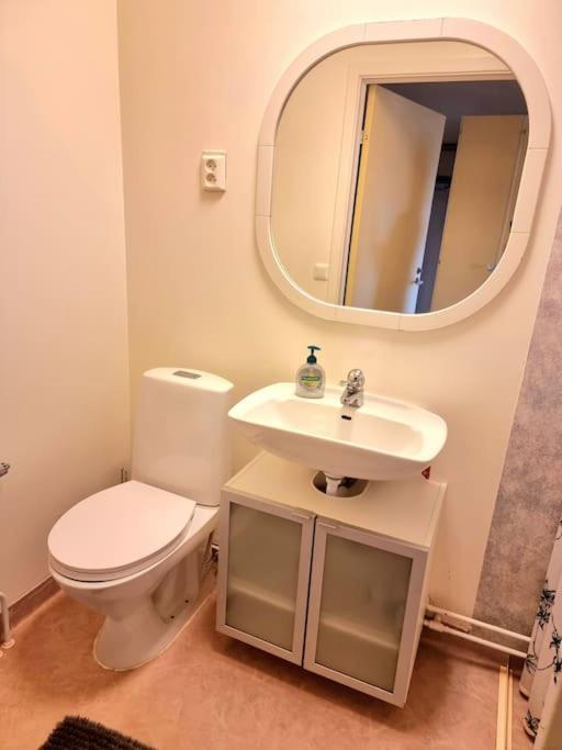 Ekhult Apartments - Ground Floor - Garden And Lake View Ульрисехамн Экстерьер фото